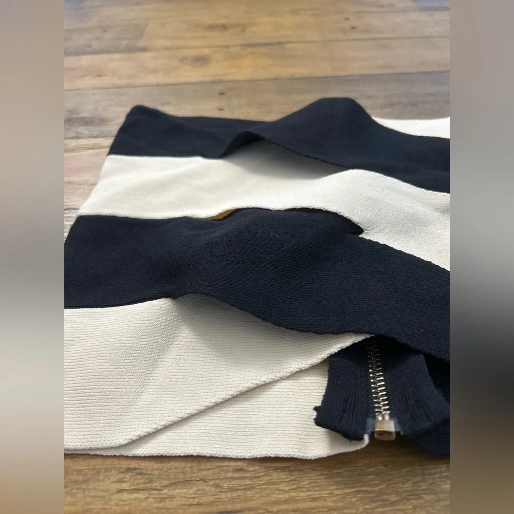 CIDER Bandeu Black and White Striped tube top Monochrome minimalist - Picture 11 of 12